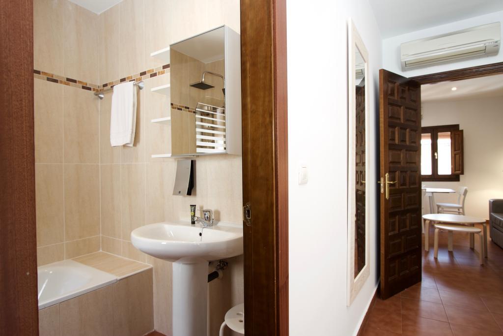 גרנדה Apartamento Inside La Corrala מראה חיצוני תמונה